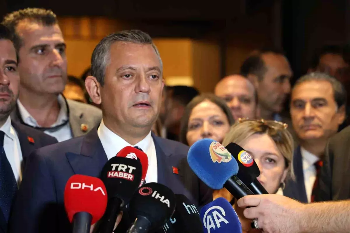 Özgür Özel: Hatay’ı Yalnız Bırakmayacağız