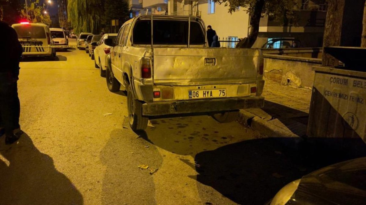 Çorum’da alacak verecek kavgası! Silahlar patladı