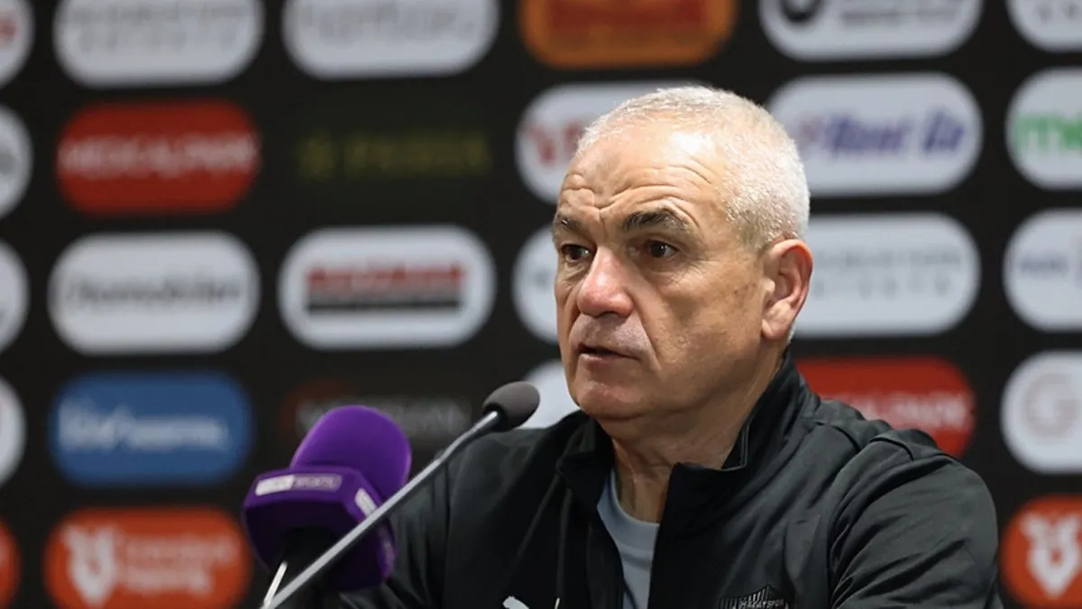 Rıza Çalımbay maç sonunda hakemlere yüklendi!