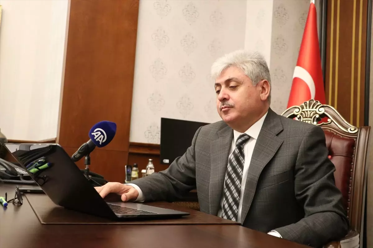 Vali Doğan, Yılın Kareleri Oylamasına Katıldı
