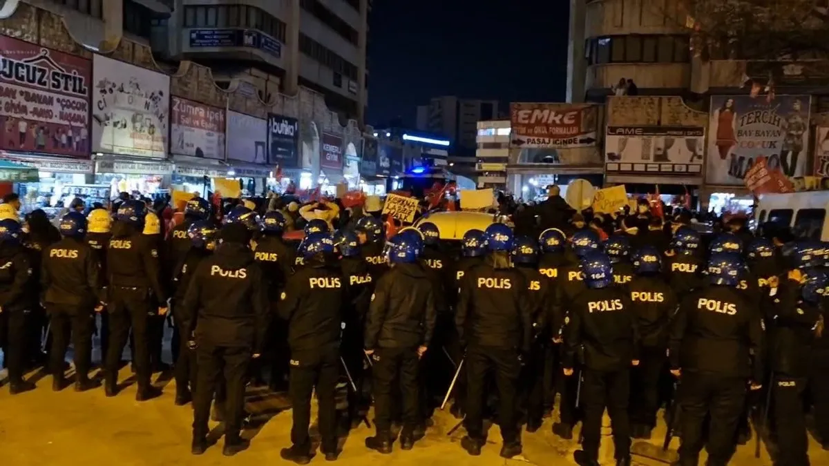 Konya’da provokatif eylemlerde bulunan 16 kişi gözaltına alındı